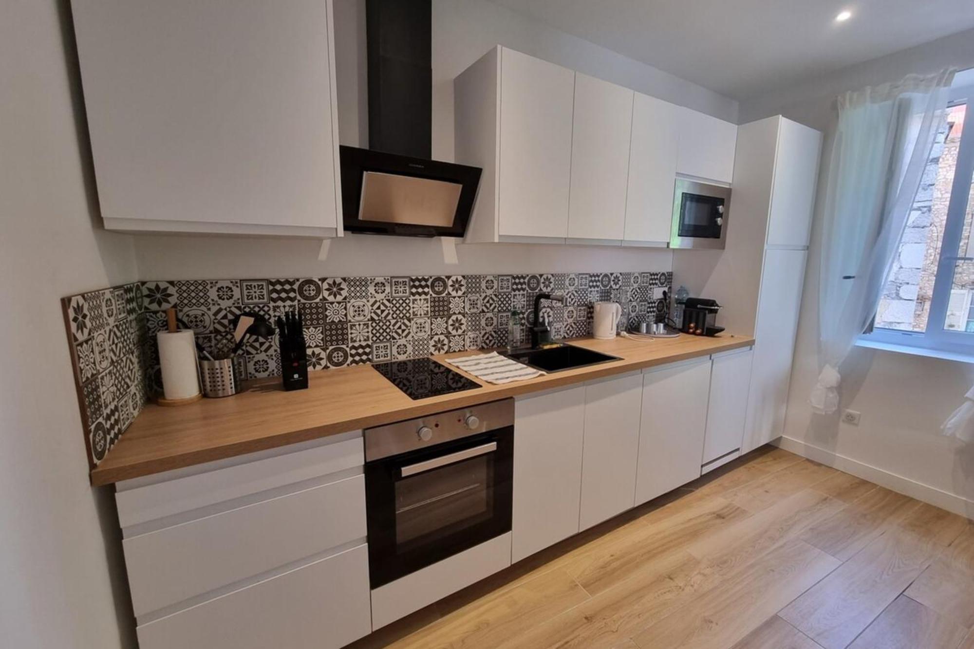 06An - Beautiful Apartment In The Heart Of Old 앙티브 외부 사진