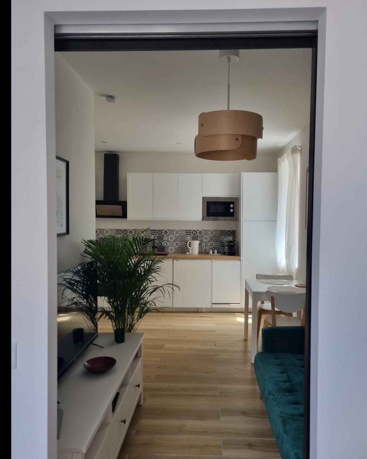 06An - Beautiful Apartment In The Heart Of Old 앙티브 외부 사진