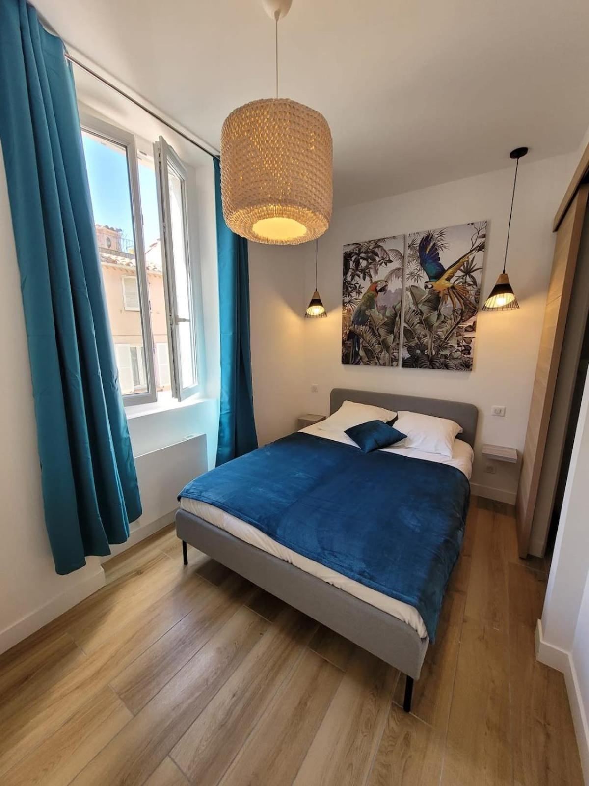 06An - Beautiful Apartment In The Heart Of Old 앙티브 외부 사진